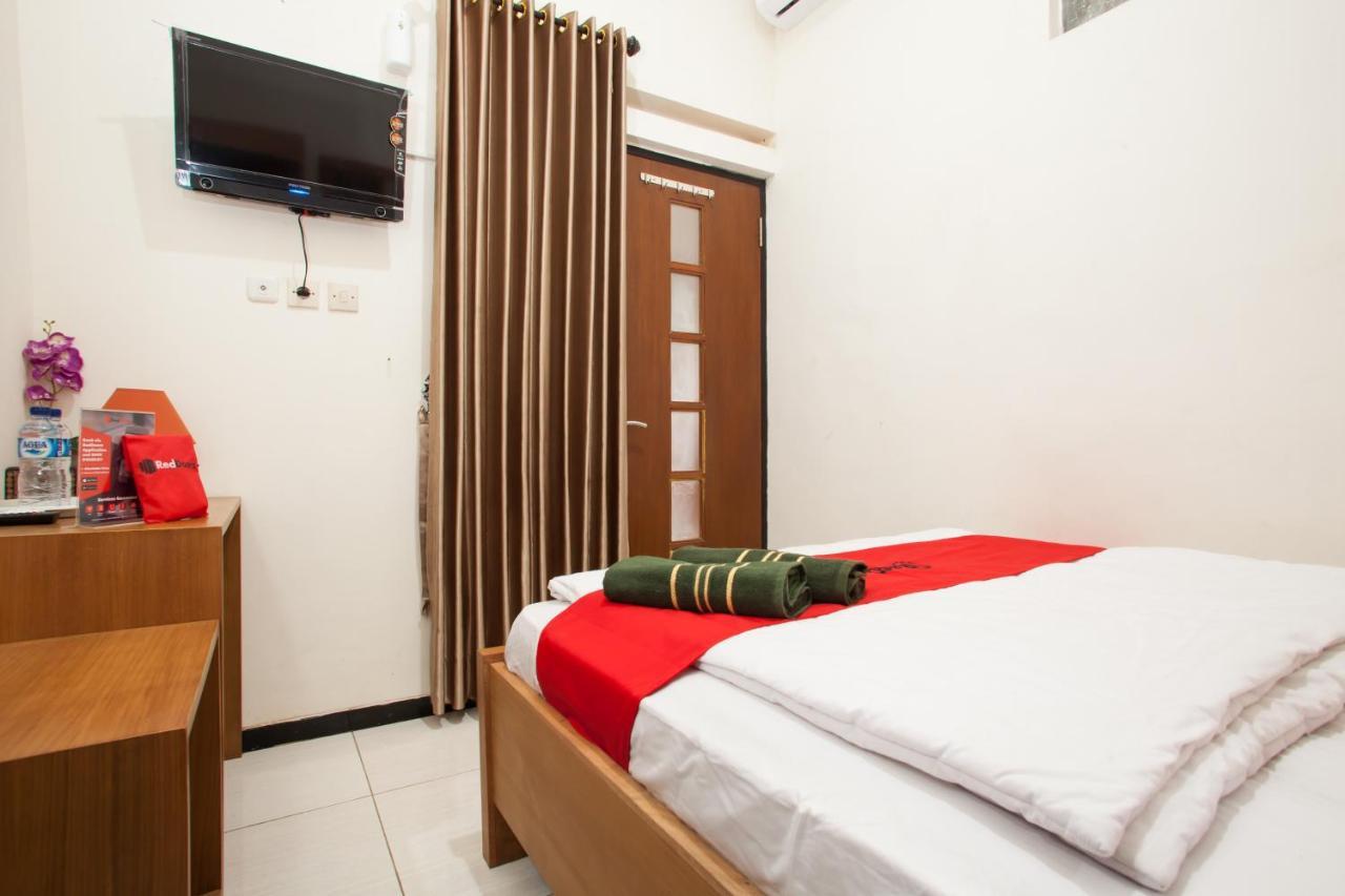 Reddoorz Syariah Near Singha Merjosari Park Malang Extérieur photo